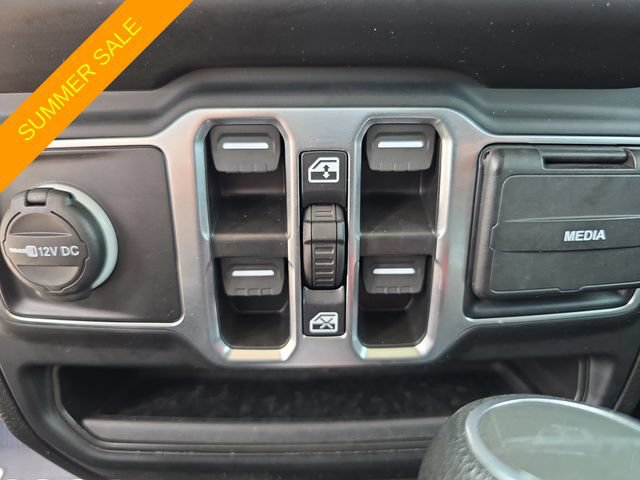 Used 2023 Jeep Gladiator Sport AWD/4WD image 15