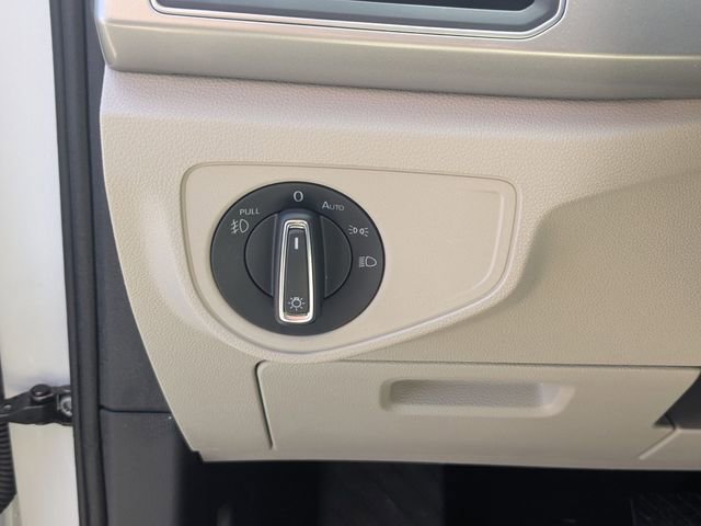 Used 2019 Volkswagen Atlas SE image 12