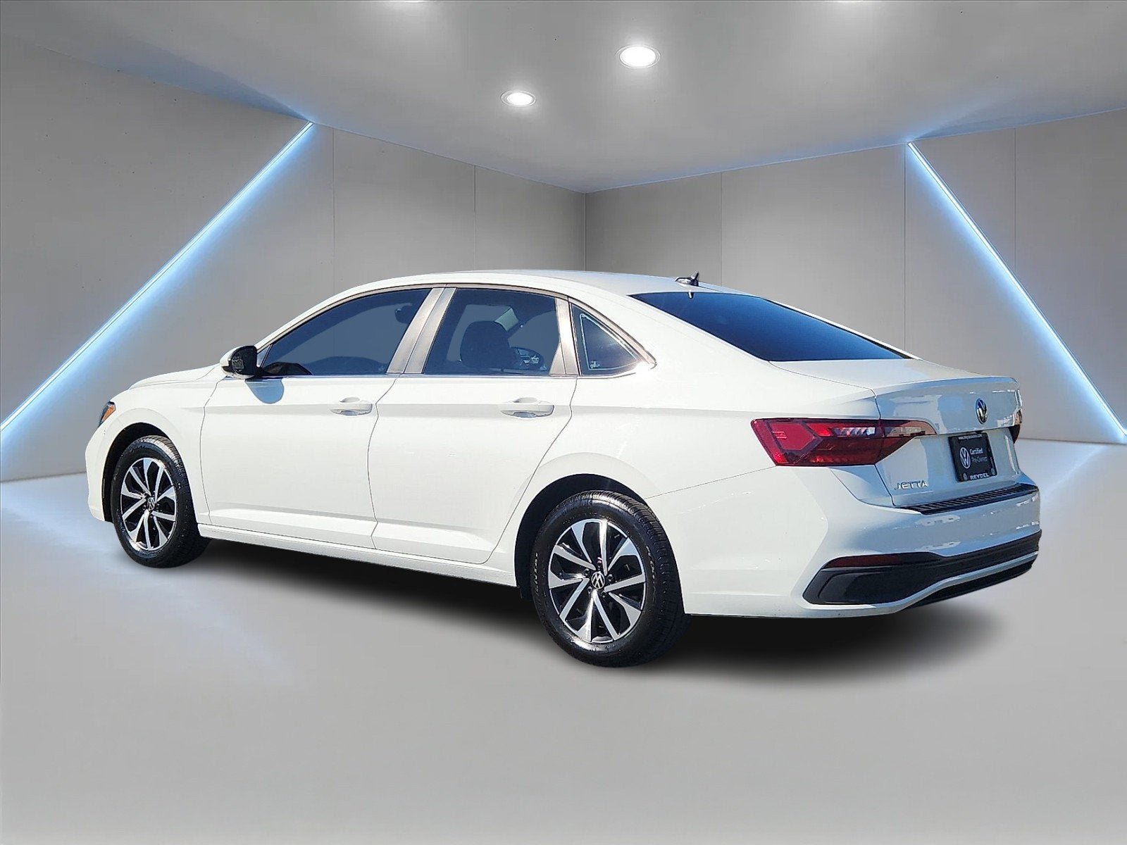 Certified 2024 Volkswagen Jetta S FWD image 6