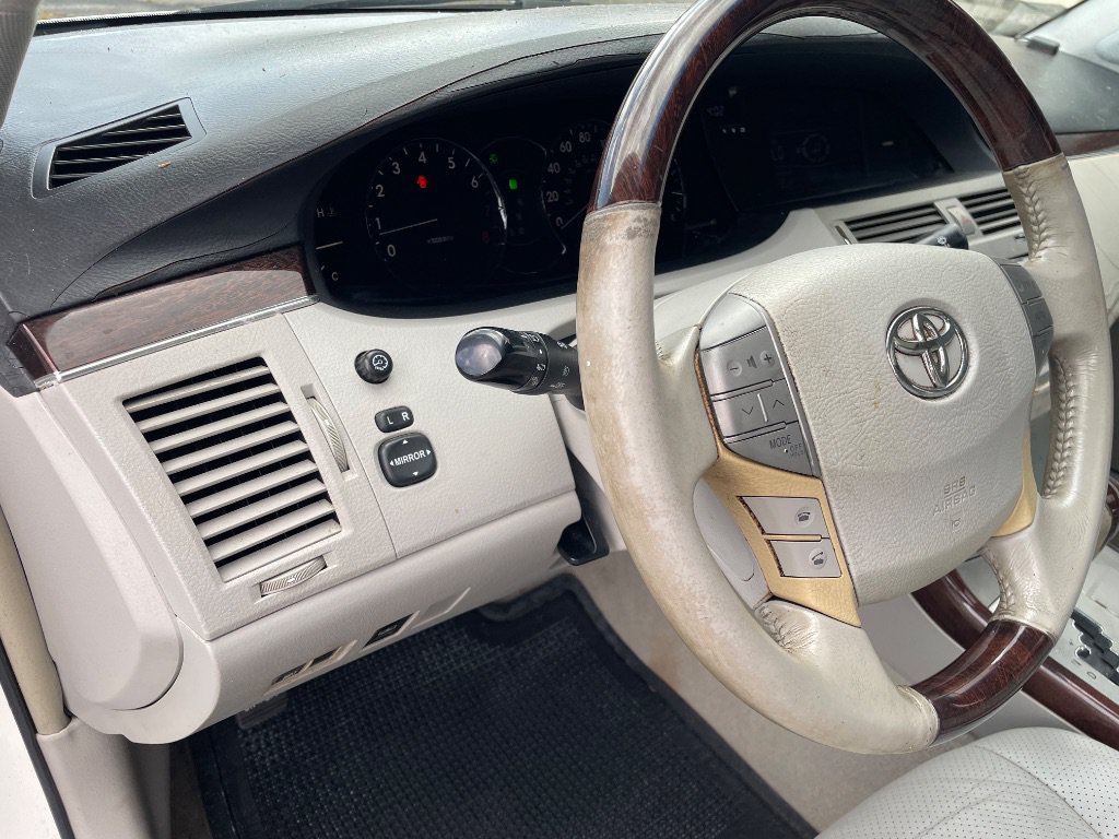 Used 2008 Toyota Avalon Limited FWD image 35