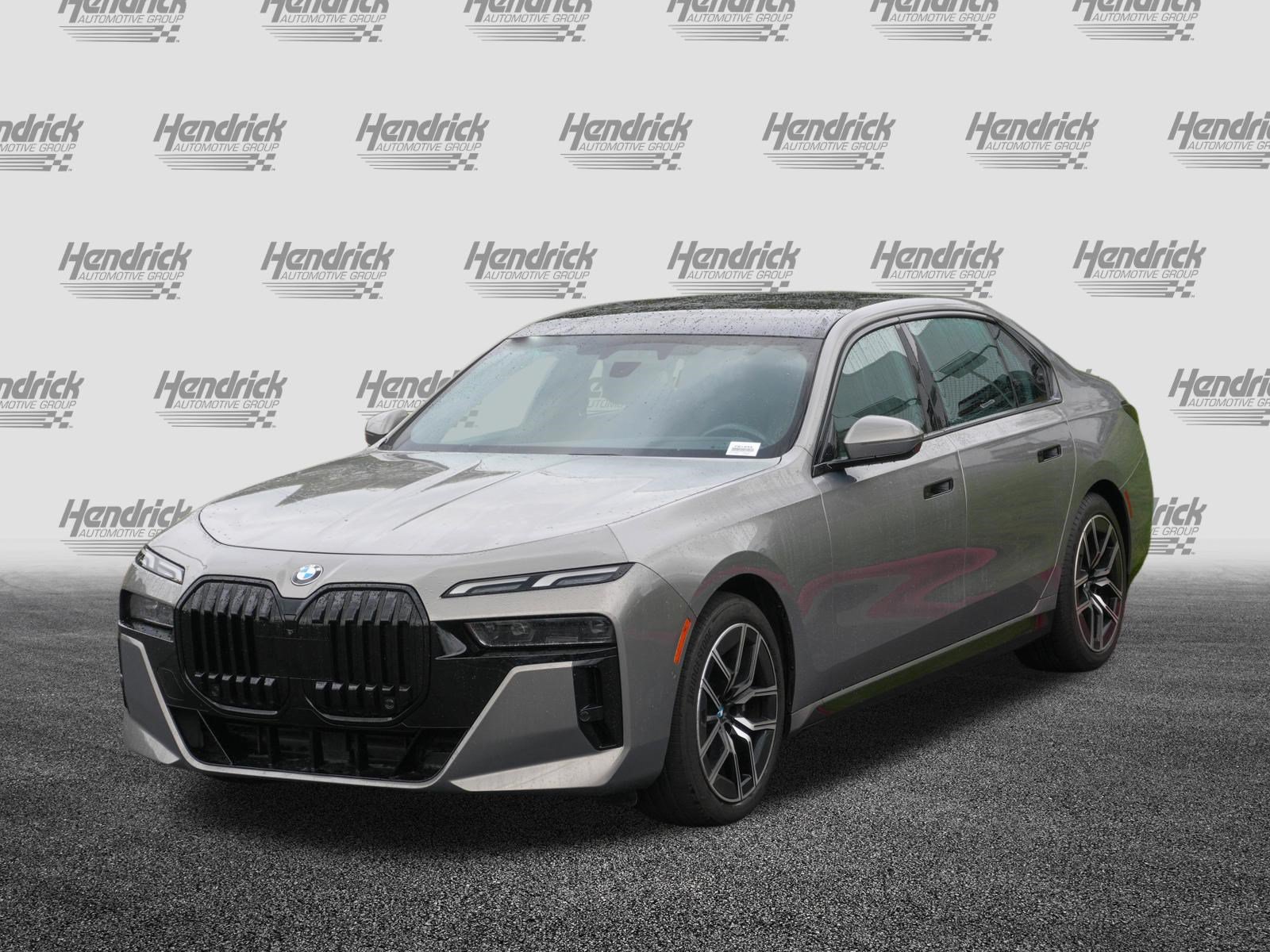 Certified 2023 BMW 740i RWD image 5