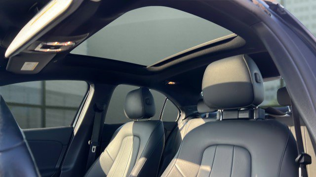 Used 2022 Mercedes-Benz A 220 image 34