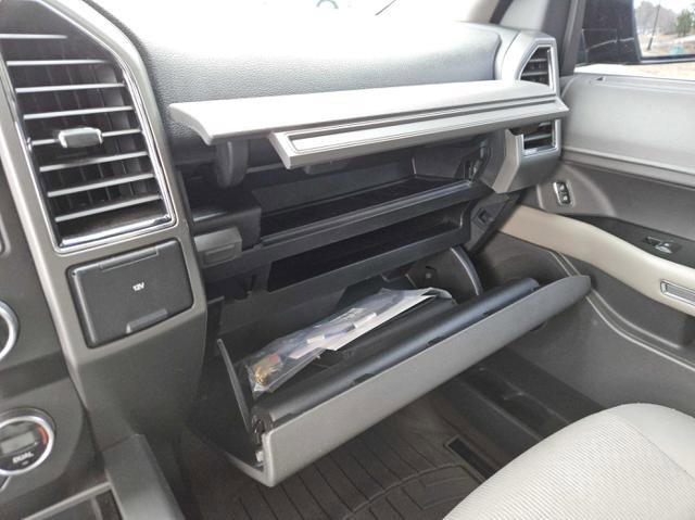 Used 2019 Ford Expedition XLT w/ Cargo Package image 20