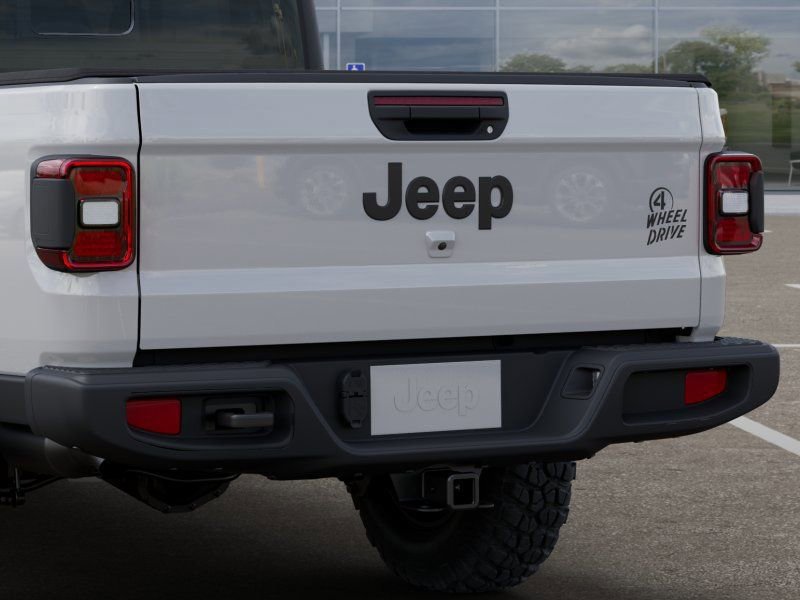 New 2025 Jeep Gladiator Willys AWD/4WD image 13