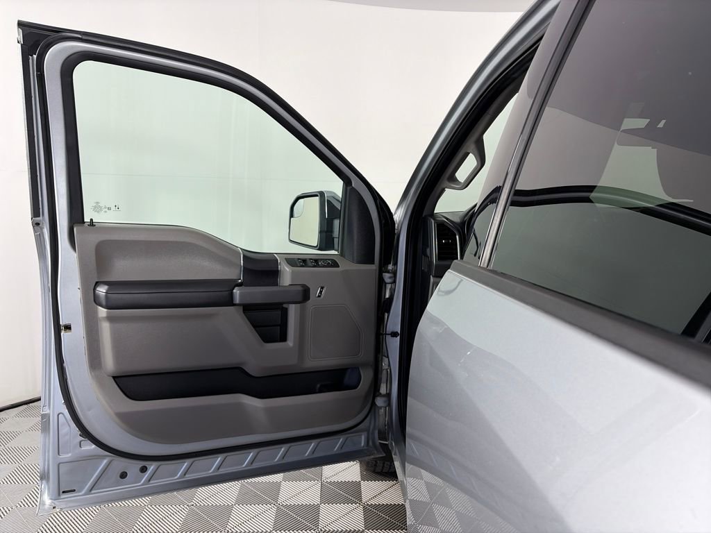 Certified 2020 Ford F150 XLT w/ Trailer Tow Package AWD/4WD image 10