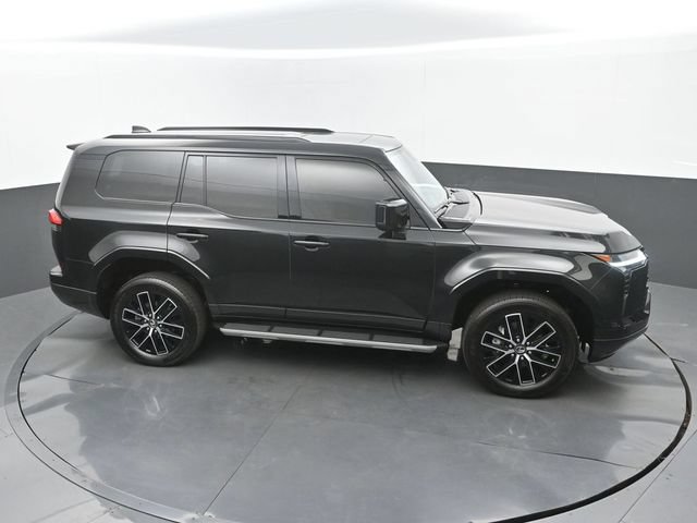 Used 2025 Lexus GX 550 w/ Accessory Package (2T) AWD/4WD image 28