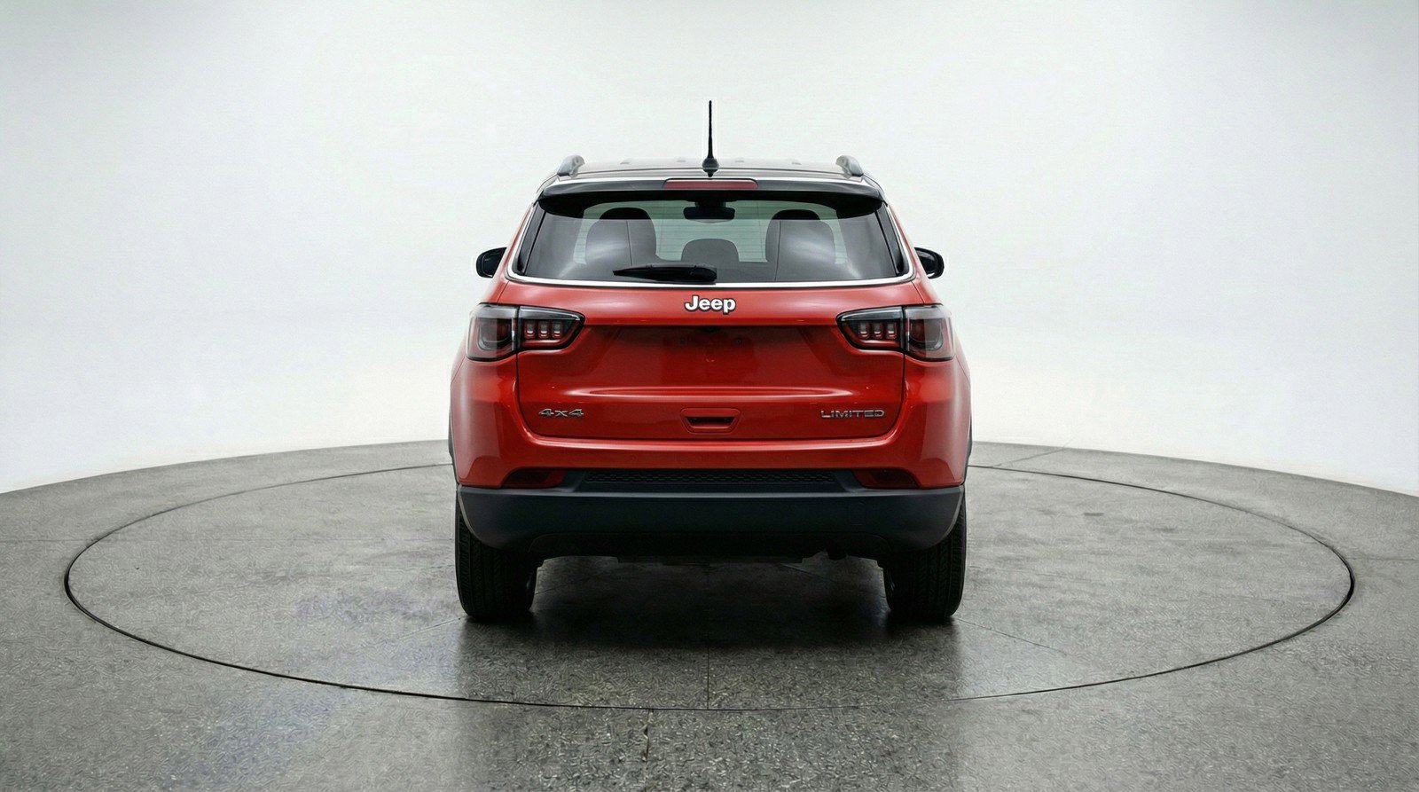 Used 2025 Jeep Compass Limited image 7