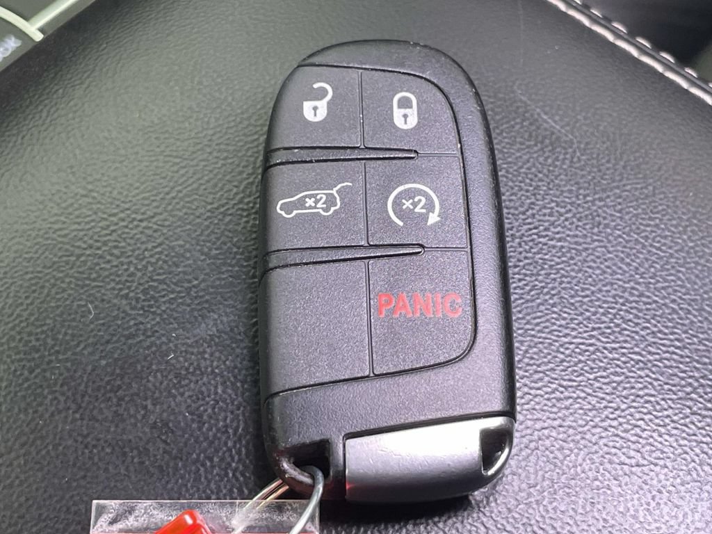 Used 2014 Jeep Grand Cherokee Limited AWD/4WD image 40