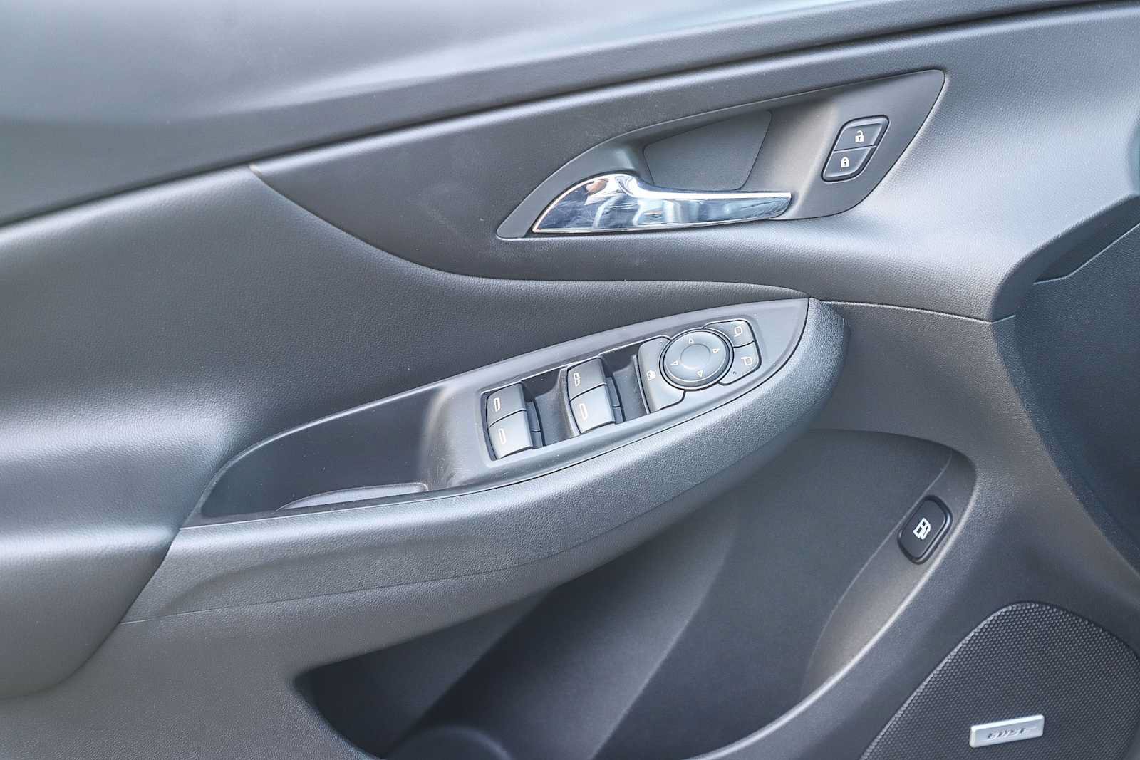 Used 2018 Chevrolet Volt Premier w/ Driver Confidence Package FWD image 20