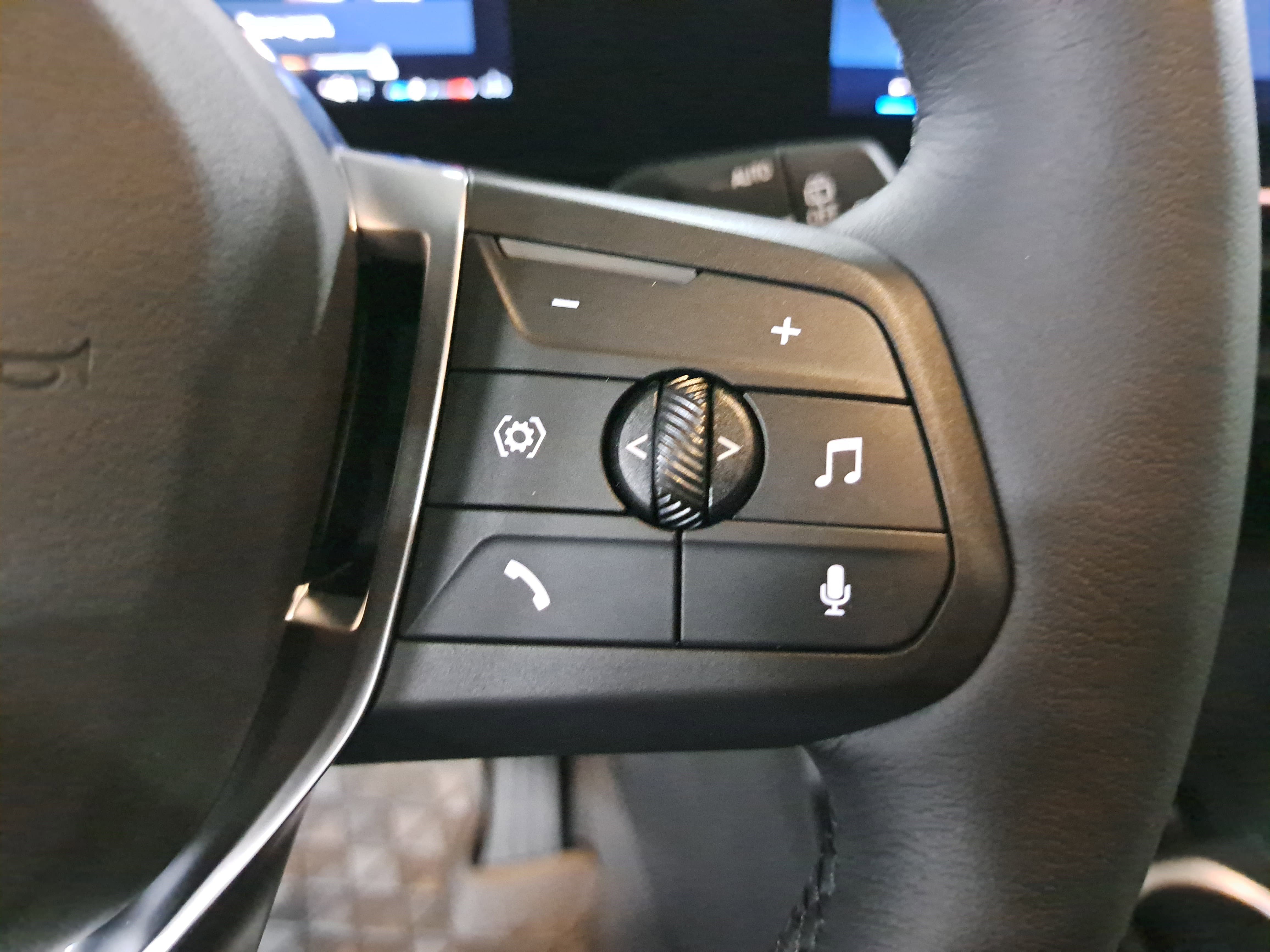 New 2026 BMW X1 xDrive28i w/ Technology Package image 19