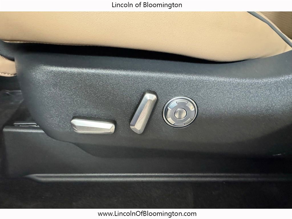 New 2026 Lincoln Navigator L Black Label AWD/4WD image 47