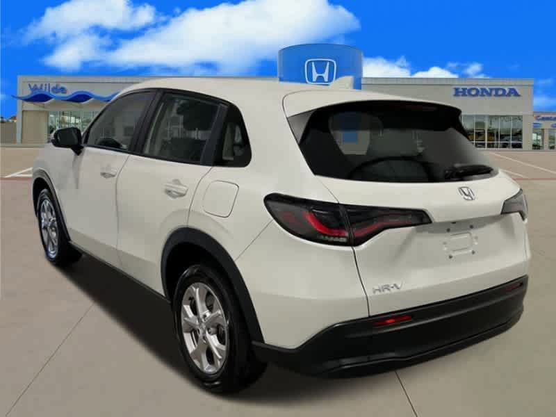 Certified 2025 Honda HR-V LX image 3