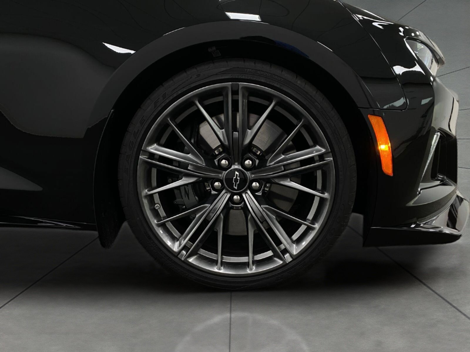 Used 2023 Chevrolet Camaro ZL1 RWD image 13
