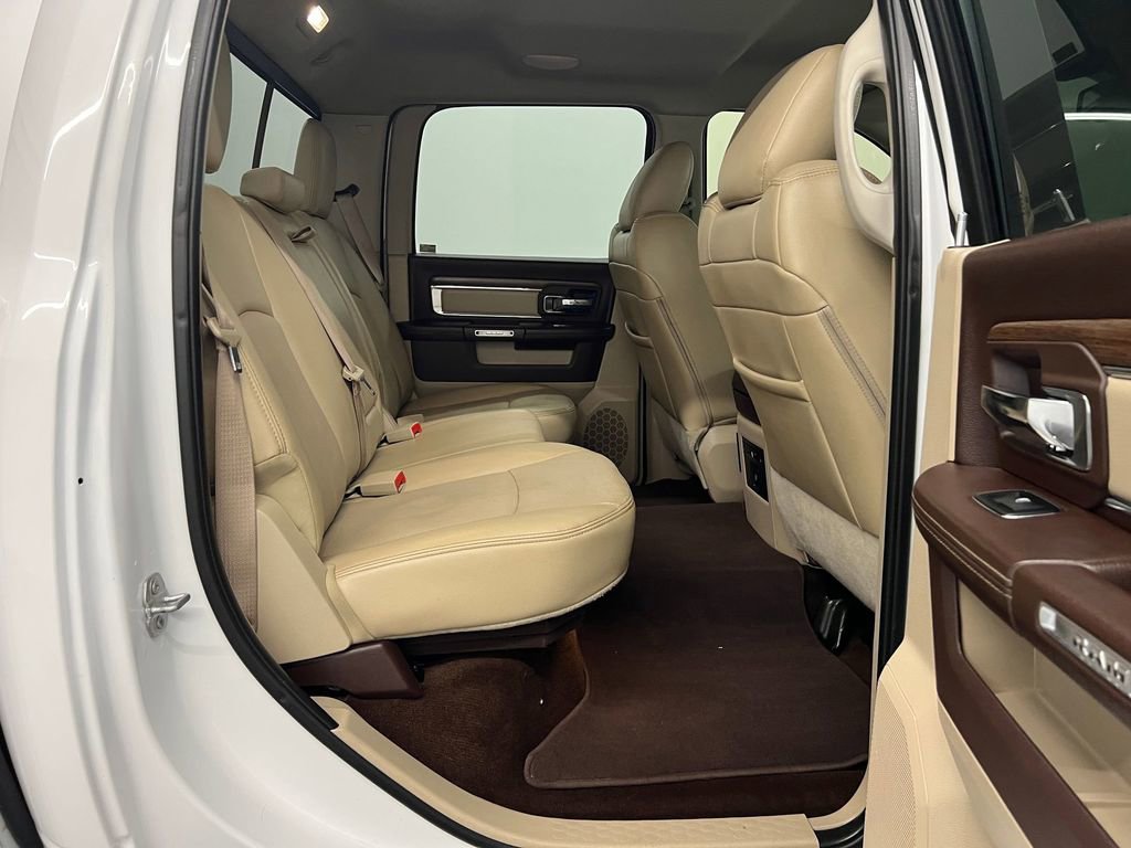 Used 2017 RAM 1500 Laramie w/ Convenience Group image 24