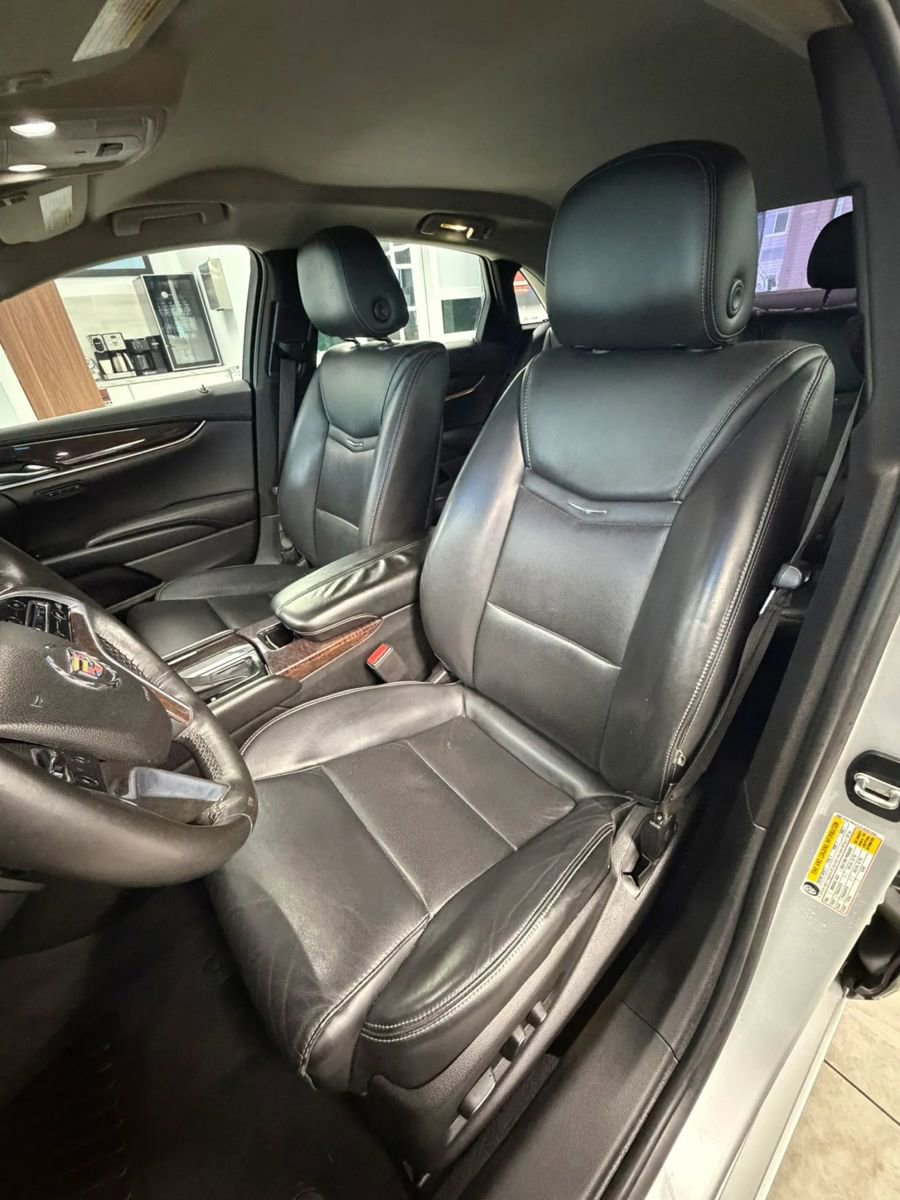 Used 2015 Cadillac XTS Luxury AWD/4WD image 20