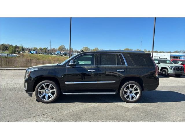 Used 2020 Cadillac Escalade Luxury AWD/4WD image 4