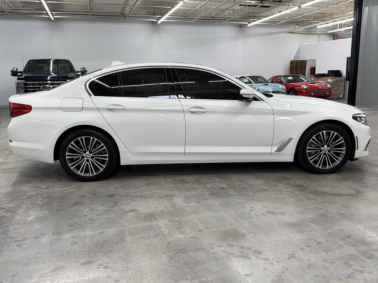 Used 2020 BMW 530i RWD image 6