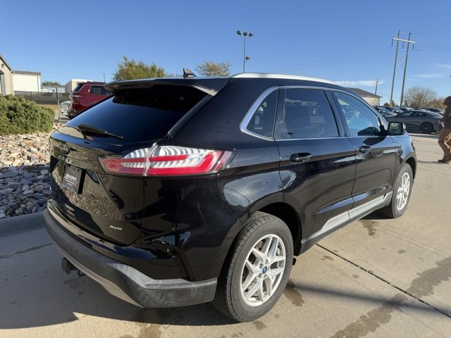 Used 2022 Ford Edge SEL w/ Convenience Package image 5