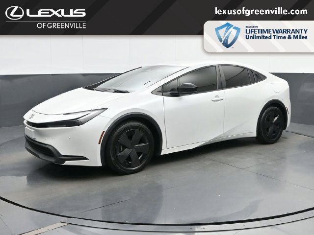Used 2023 Toyota Prius LE FWD image 4