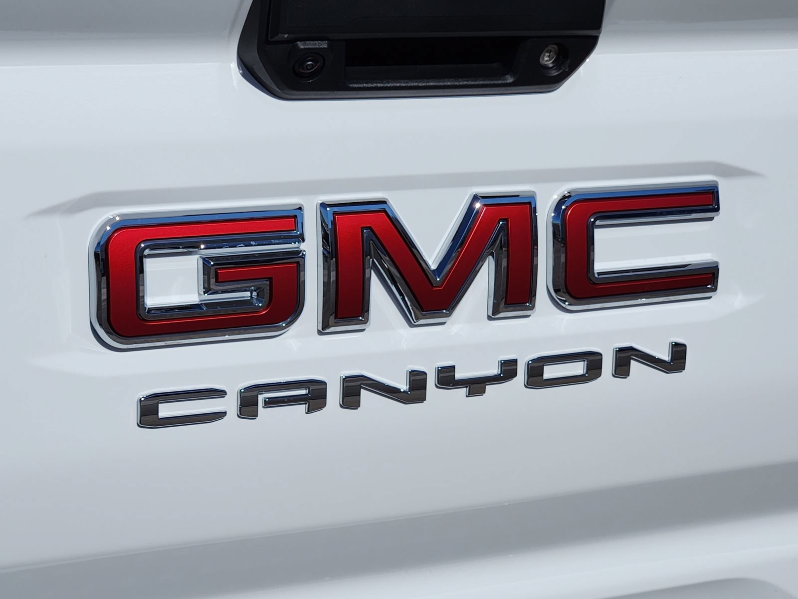 New 2026 GMC Canyon Elevation w/ Convenience Package RWD image 12