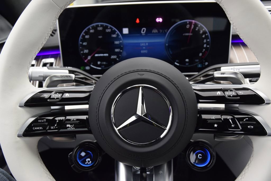 Used 2025 Mercedes-Benz S 63 AMG S image 25