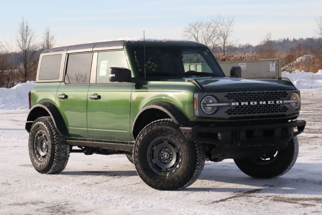 New 2025 Ford Bronco Badlands image 2
