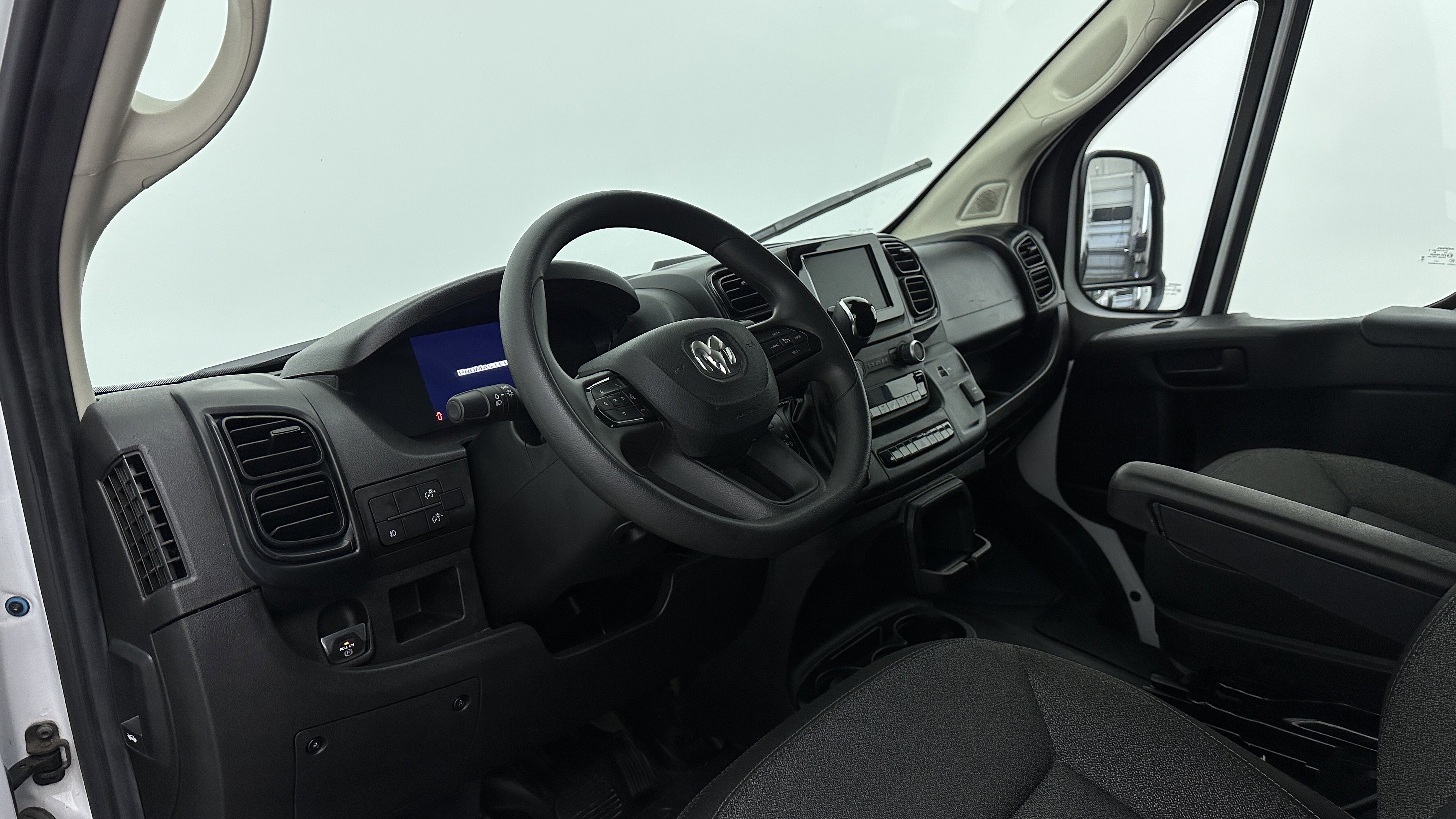 Used 2023 RAM ProMaster 2500 image 8