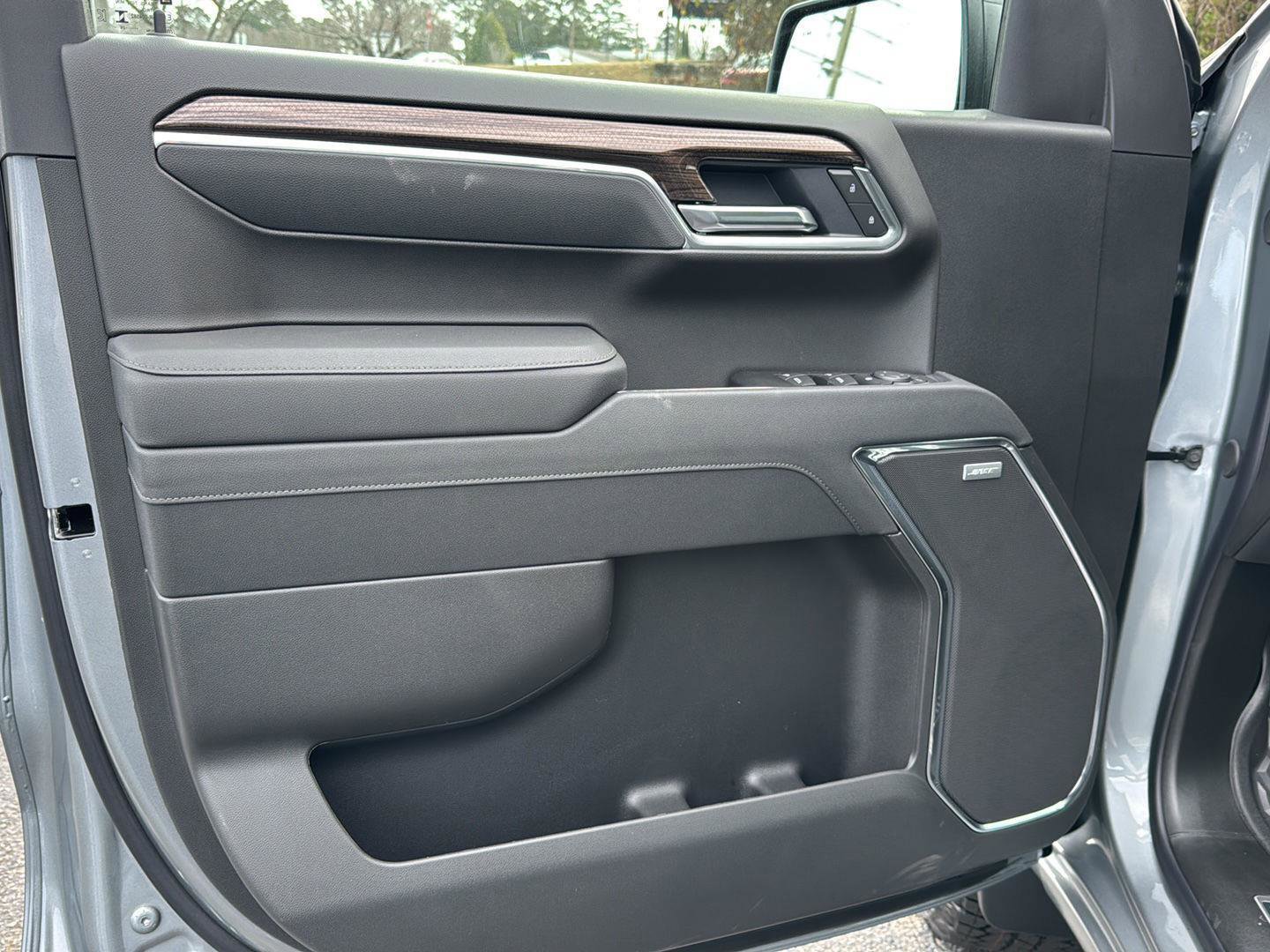 Used 2026 Chevrolet Silverado 1500 LT Trail Boss w/ LT Trail Boss Premium Package image 14