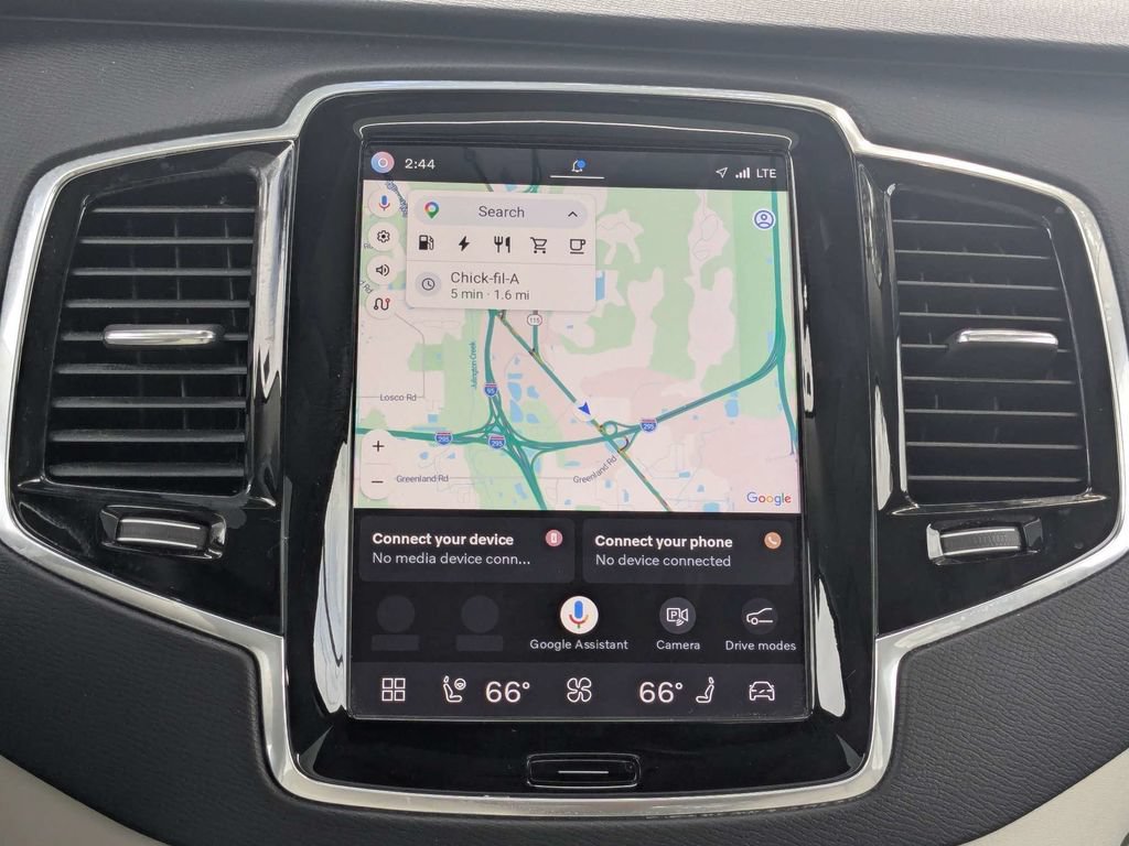 Certified 2023 Volvo XC90 T8 Plus AWD/4WD image 26