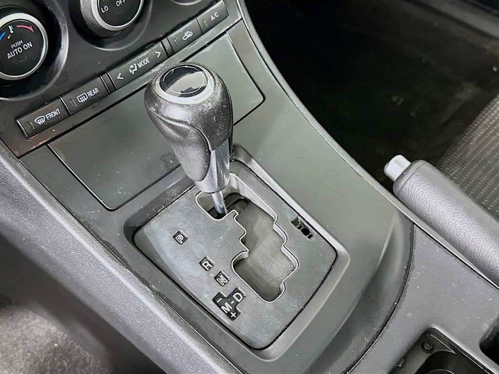 Used 2013 MAZDA MAZDA3 i Touring w/ Preferred Equipment Pkg image 16