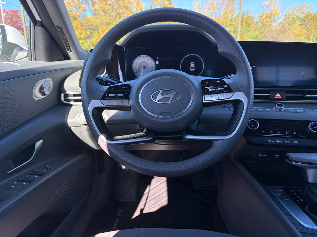 Certified 2024 Hyundai Elantra SEL FWD image 14