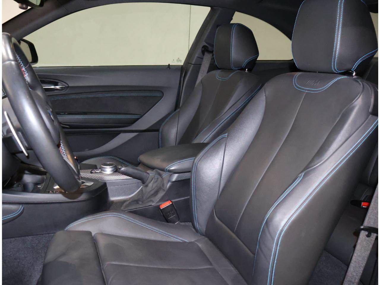 Used 2017 BMW M2 RWD image 13