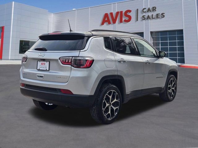 Used 2025 Jeep Compass Limited AWD/4WD image 6