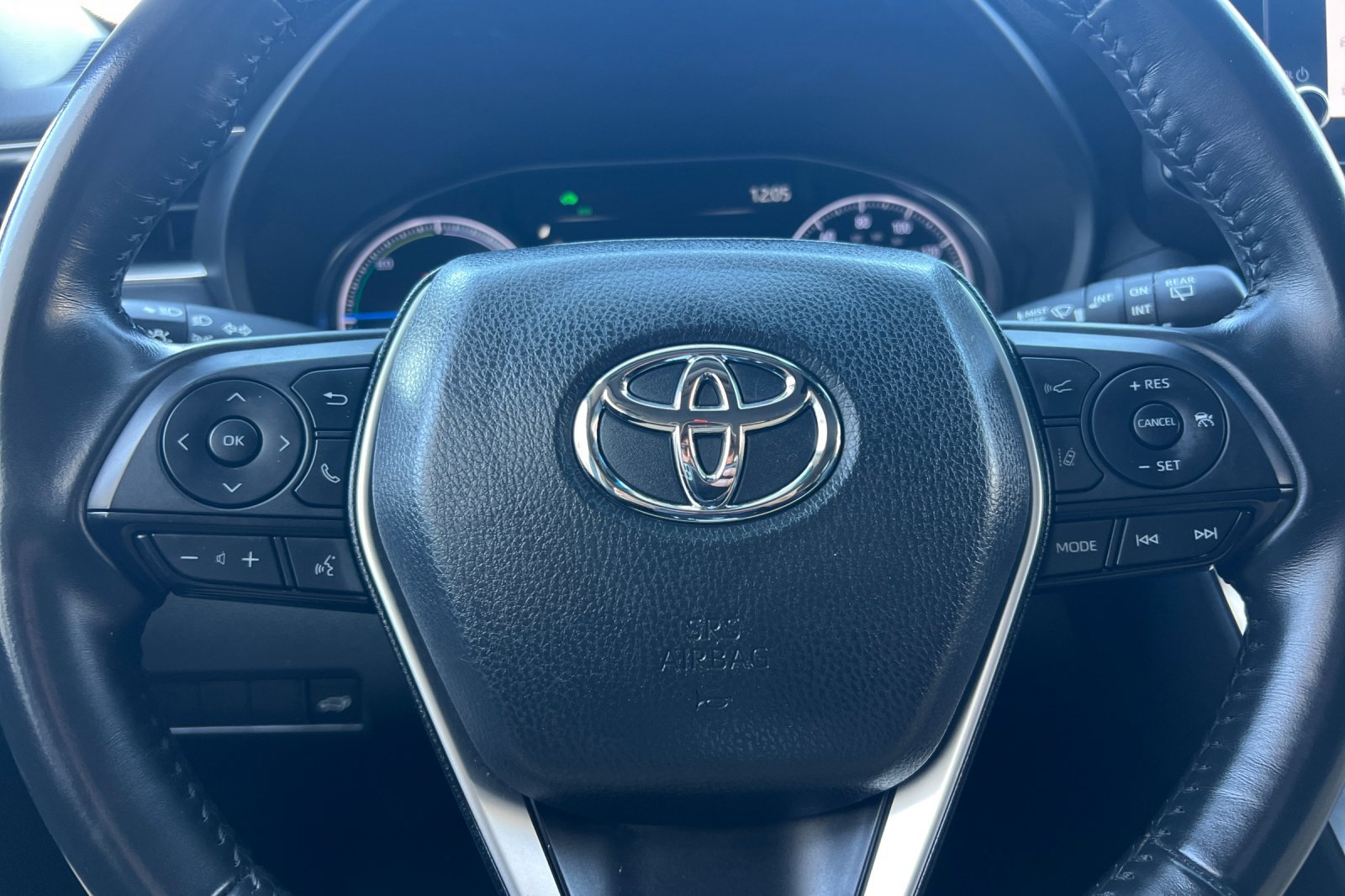 Certified 2024 Toyota Venza LE AWD/4WD image 23