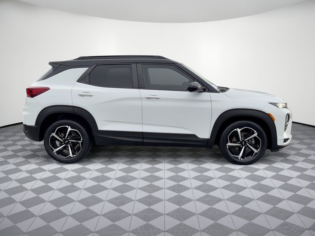 Used 2022 Chevrolet TrailBlazer RS FWD image 8