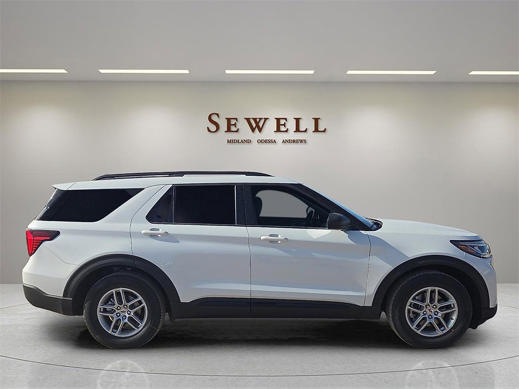 New 2026 Ford Explorer Active image 5