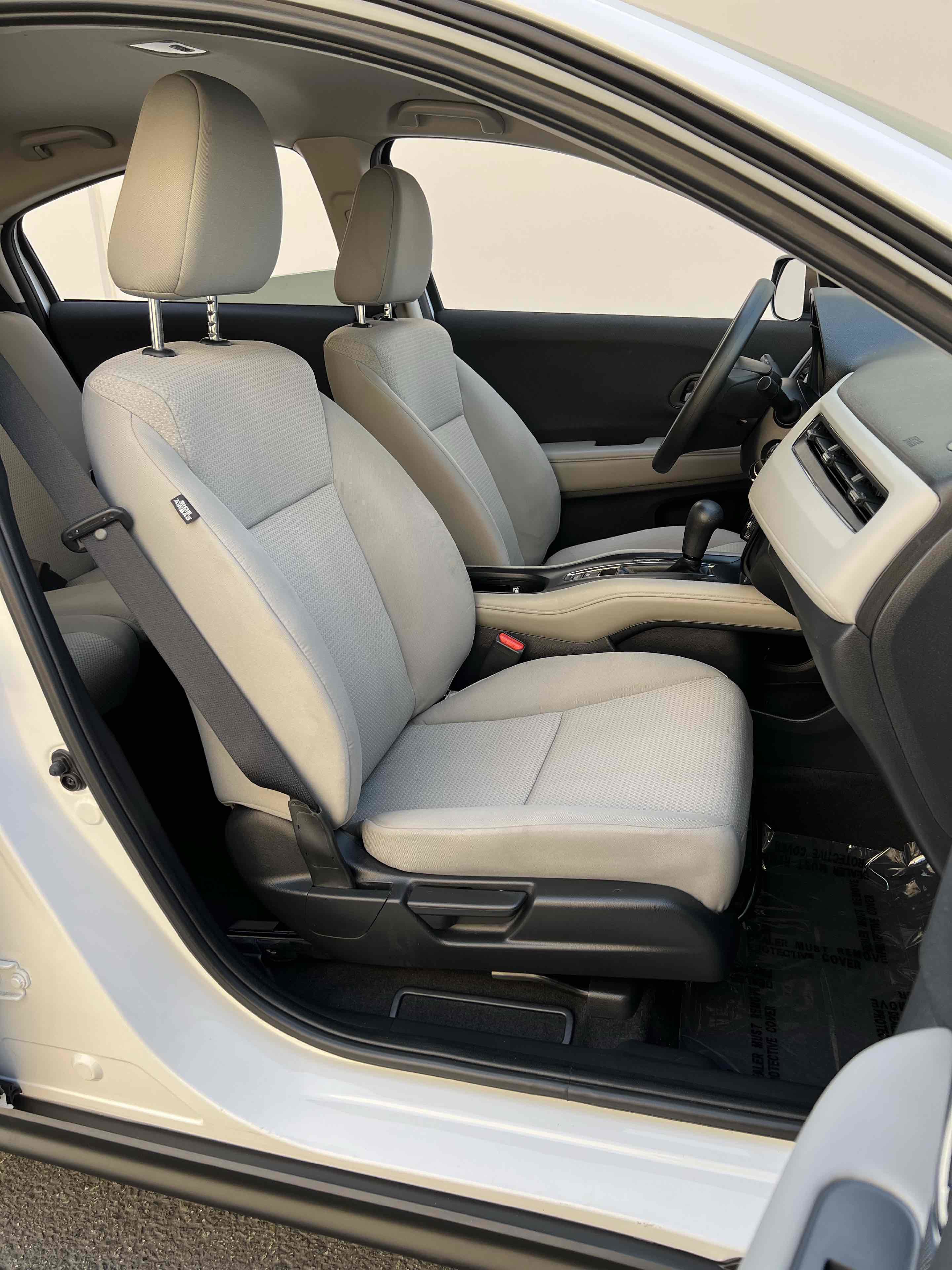 Used 2022 Honda HR-V LX image 33