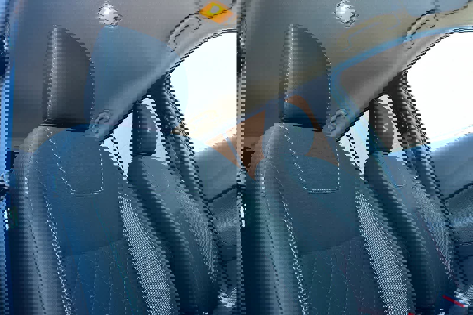 Used 2020 Nissan Kicks SV image 19