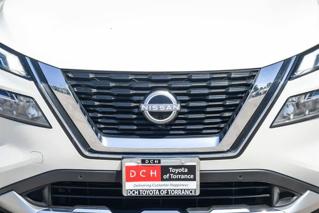 Used 2023 Nissan Rogue Platinum w/ Platinum Premium Package FWD image 5