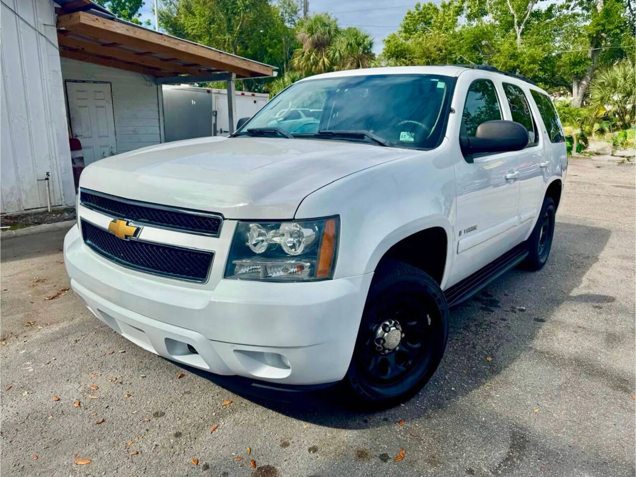 Used 2014 Chevrolet Tahoe 2WD image 2