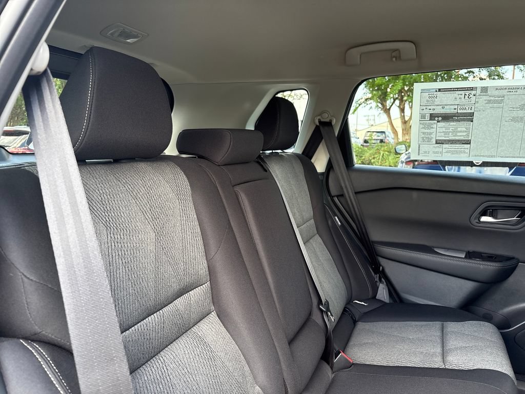 New 2026 Nissan Rogue SV AWD/4WD image 25