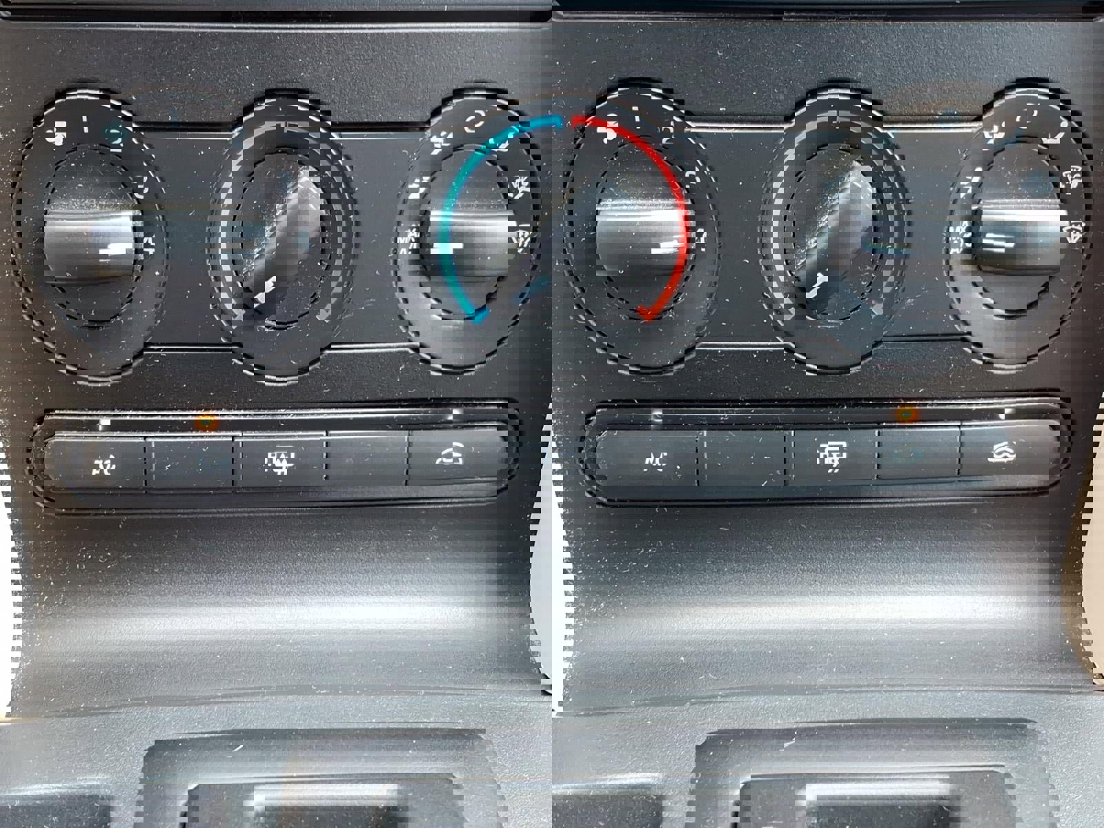 Used 2008 Ford Mustang Deluxe image 18