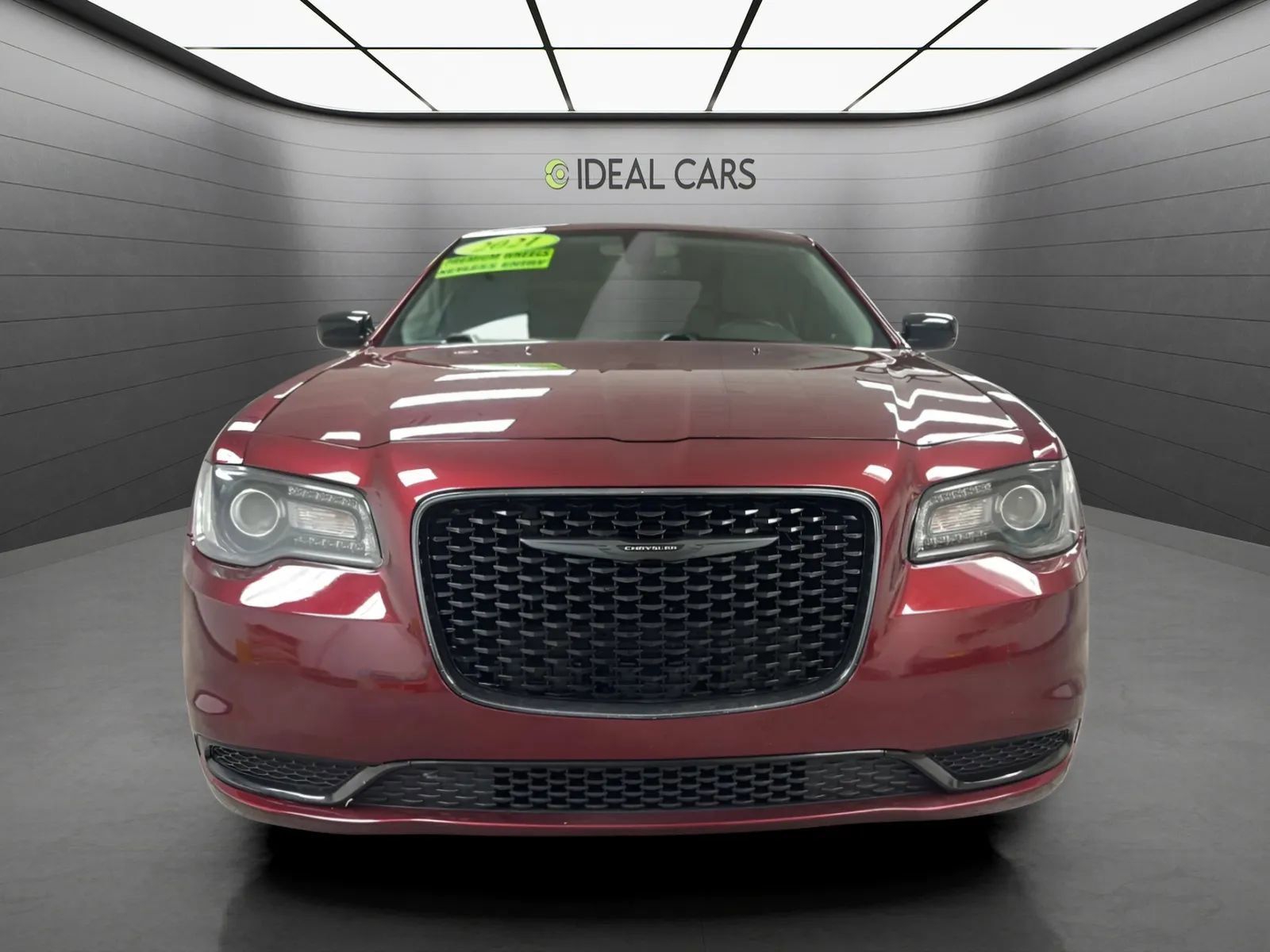 Used 2021 Chrysler 300 Touring w/ Sport Appearance Package RWD image 2