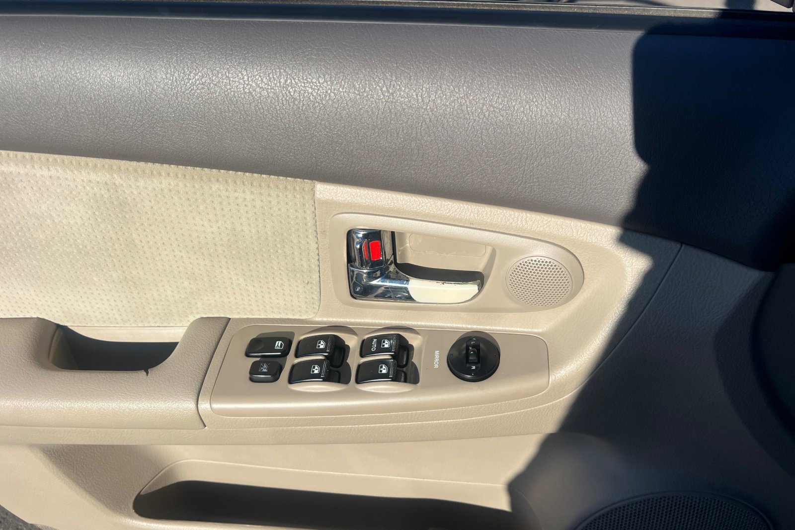 Used 2007 Kia Spectra EX image 8