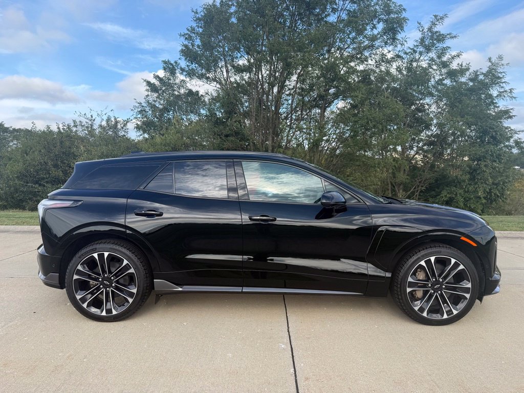 Used 2026 Chevrolet Blazer EV SS AWD/4WD image 2