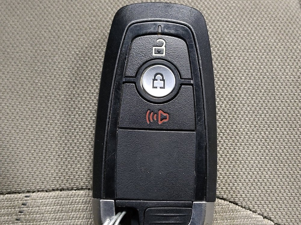 Used 2020 Ford EcoSport SE FWD image 32
