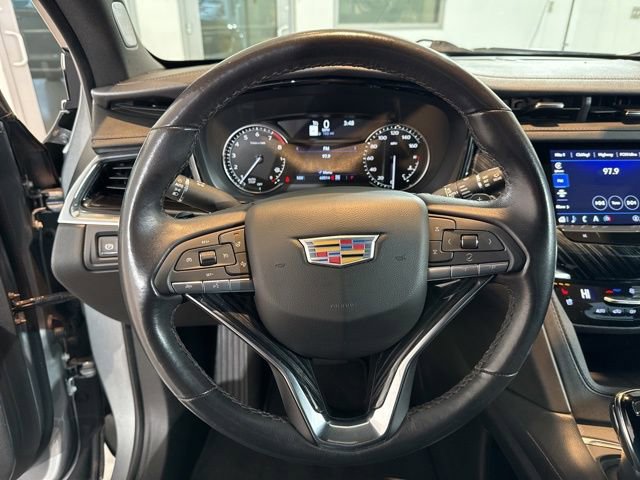 Used 2024 Cadillac XT6 Premium Luxury image 31