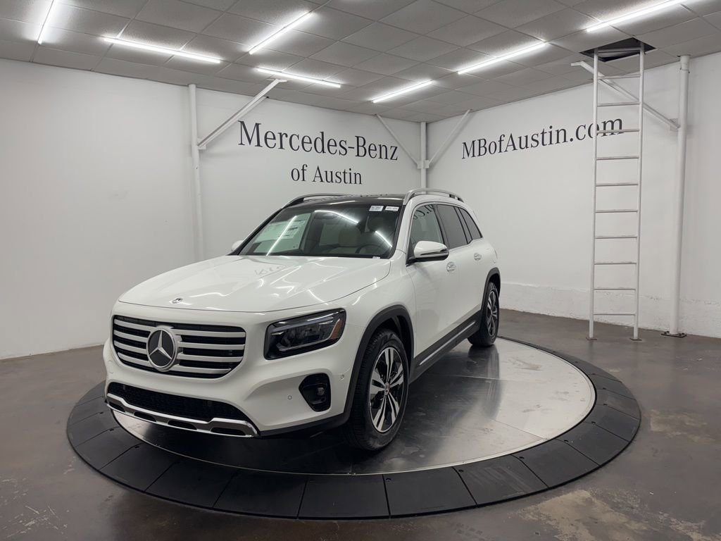 Used 2026 Mercedes-Benz GLB 250 image 3