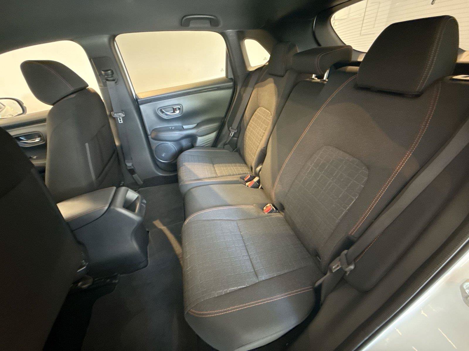 Used 2024 Honda HR-V Sport image 24