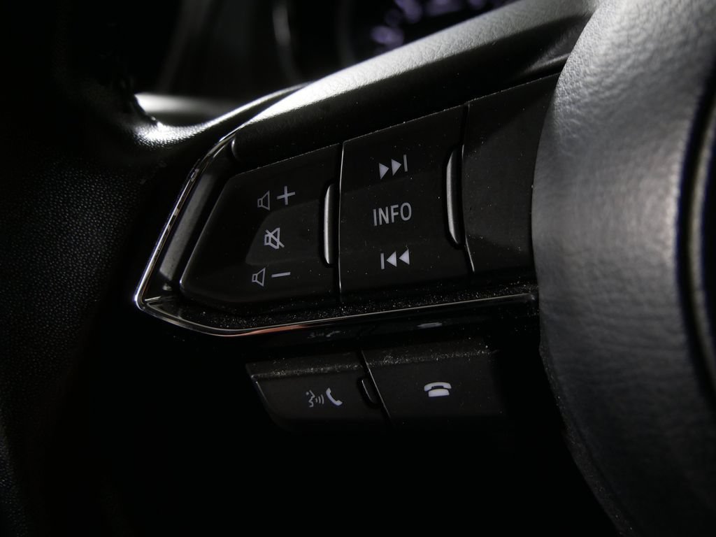 Used 2023 MAZDA CX-9 Touring AWD/4WD image 19